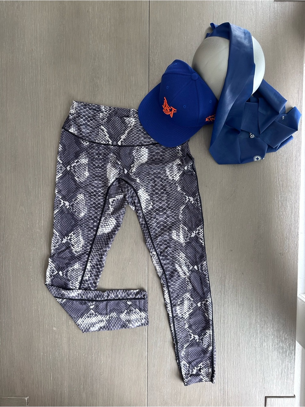 Prism Sport Vintage Snakeskin Leggings